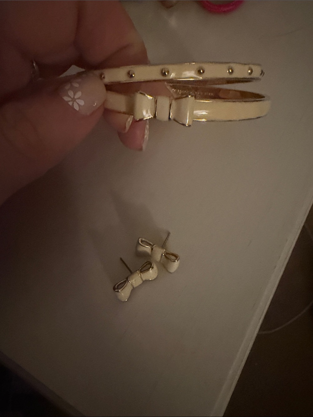Womens Cream Bow Bracelet and Stud Earrings Set